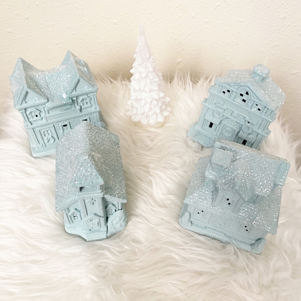 5 Piece Teal Mini House Set
